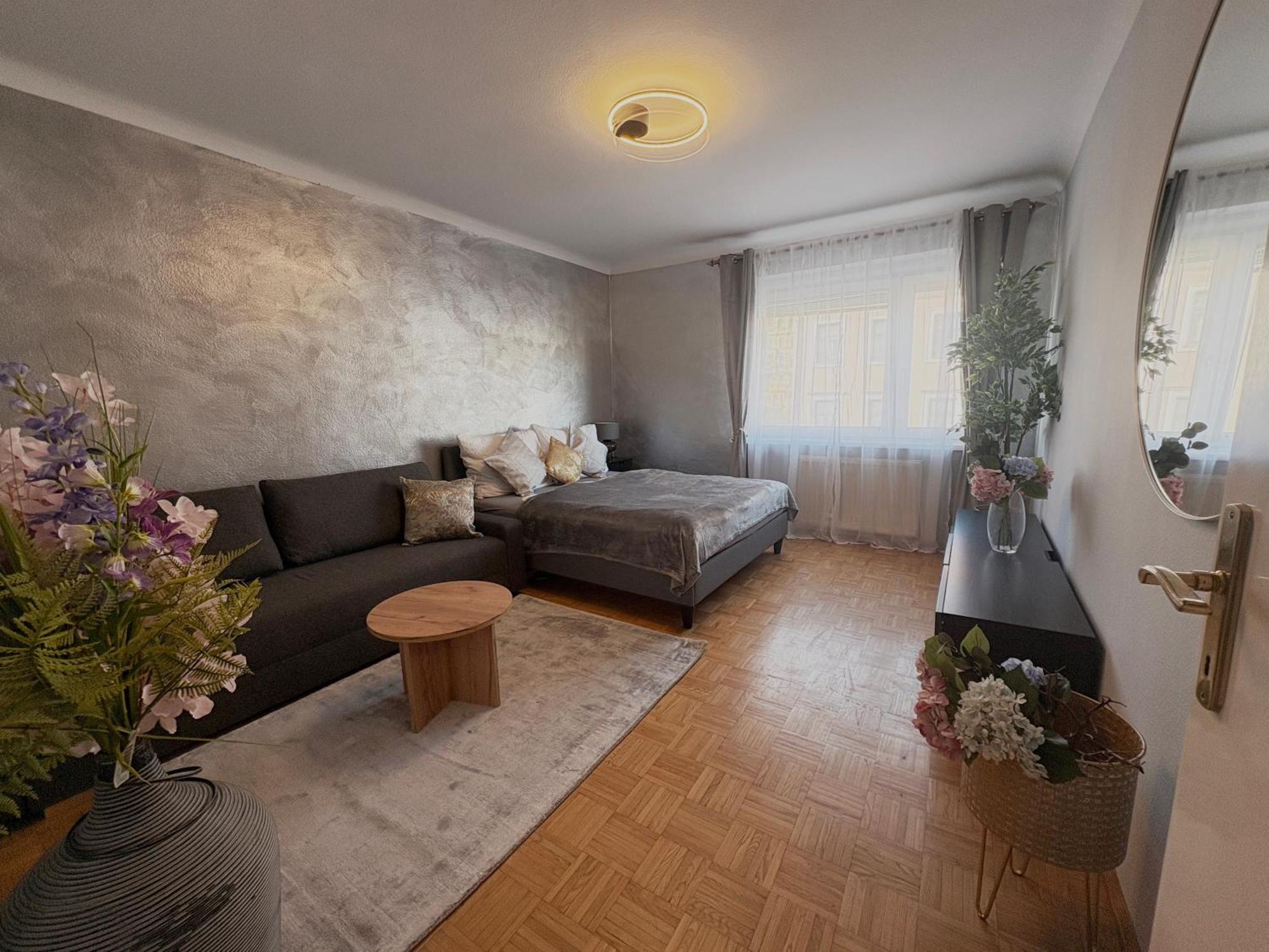 Lux Design *